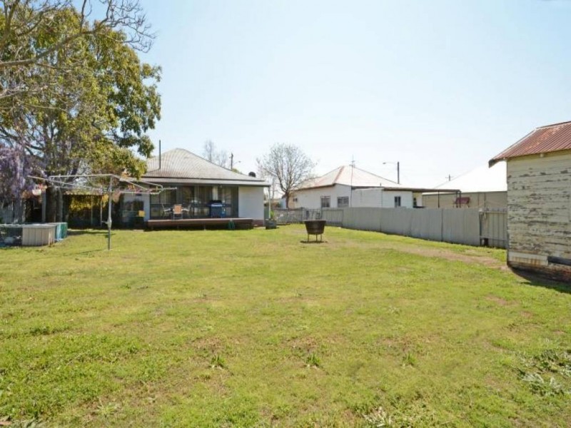 79 Wollombi Road, Cessnock NSW 2325