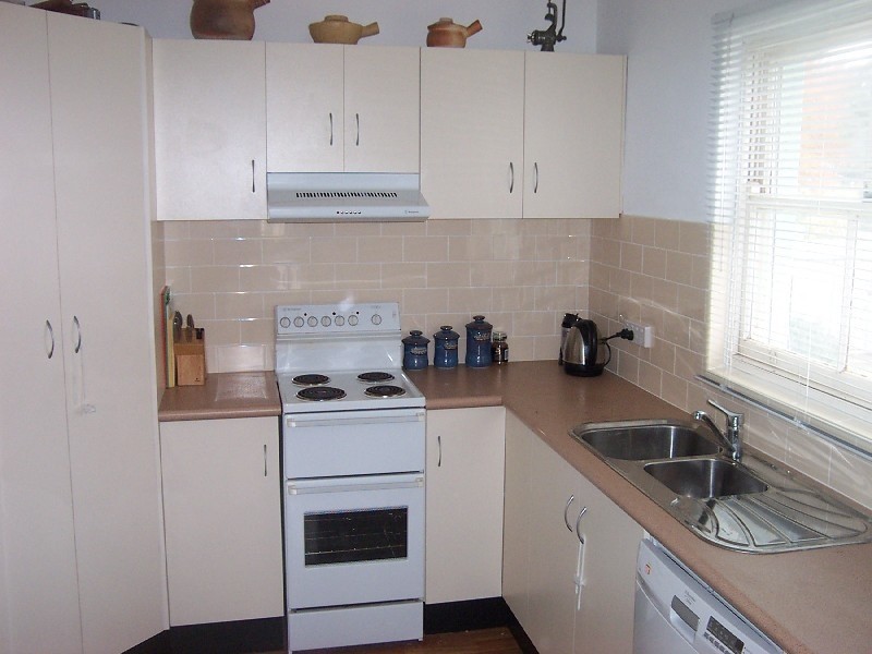 77 Brock Street, Young NSW 2594