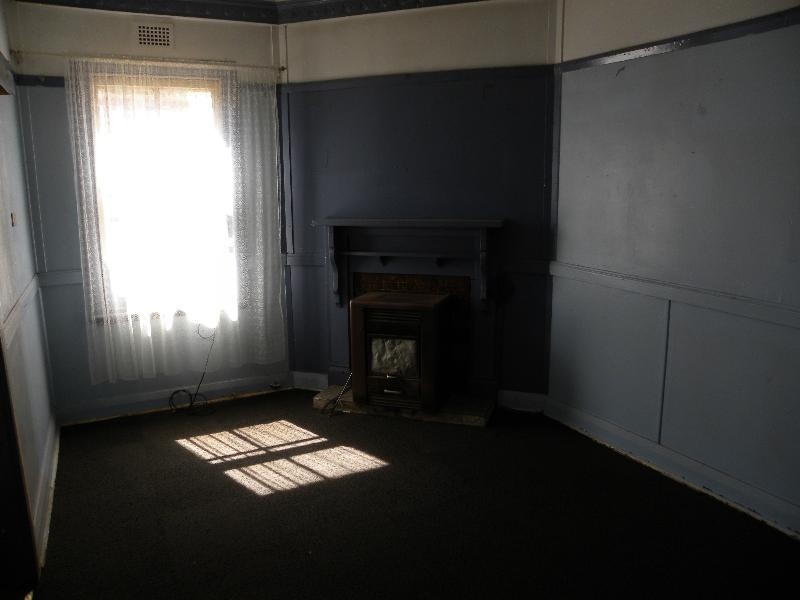 175 Nasmyth Street, Young NSW 2594