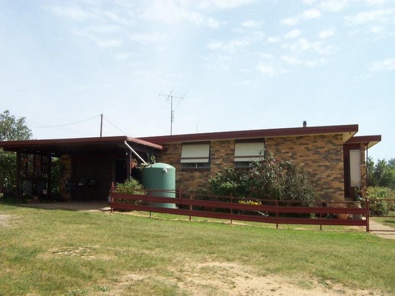 3944 Murringo Road, Young NSW 2594