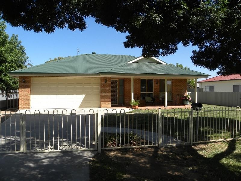189 Hovell Street, Cootamundra NSW 2590