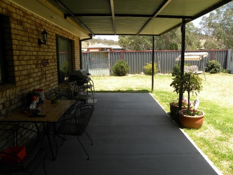 18 Matilda Avenue, Cootamundra NSW 2590