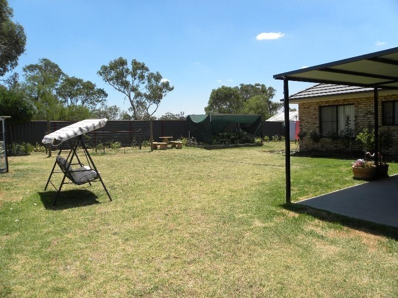 18 Matilda Avenue, Cootamundra NSW 2590