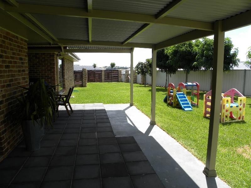 3 Gold Court, Young NSW 2594
