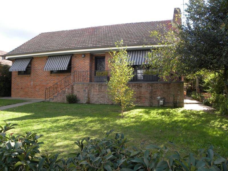 41 Wombat Street, Young NSW 2594