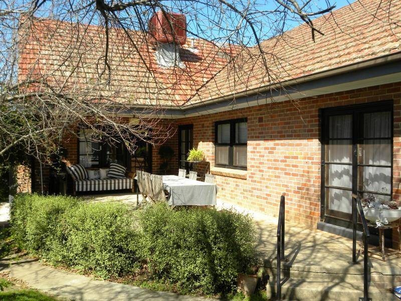 41 Wombat Street, Young NSW 2594