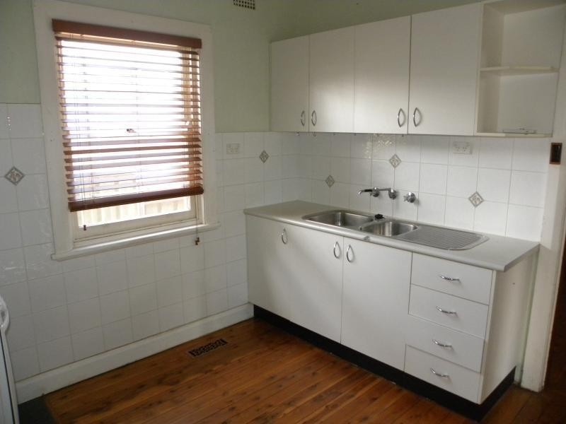 137 Nasmyth Street, Young NSW 2594