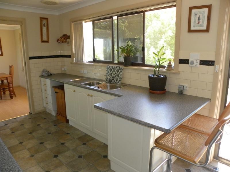 56 Templemore Street, Young NSW 2594