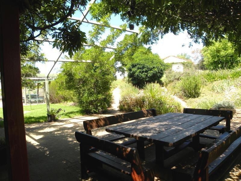 147 Willawong Street, Young NSW 2594