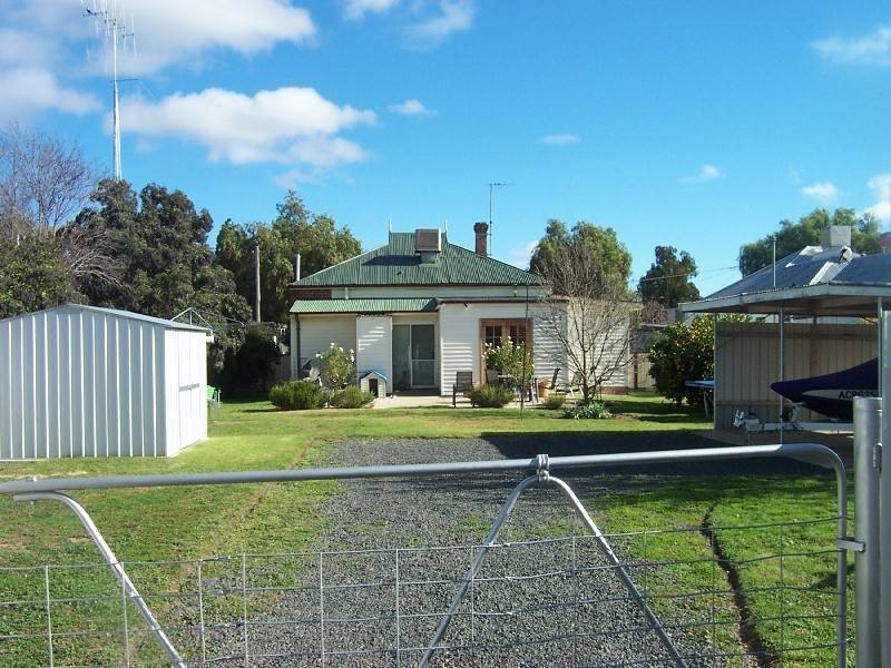 Young NSW 2594