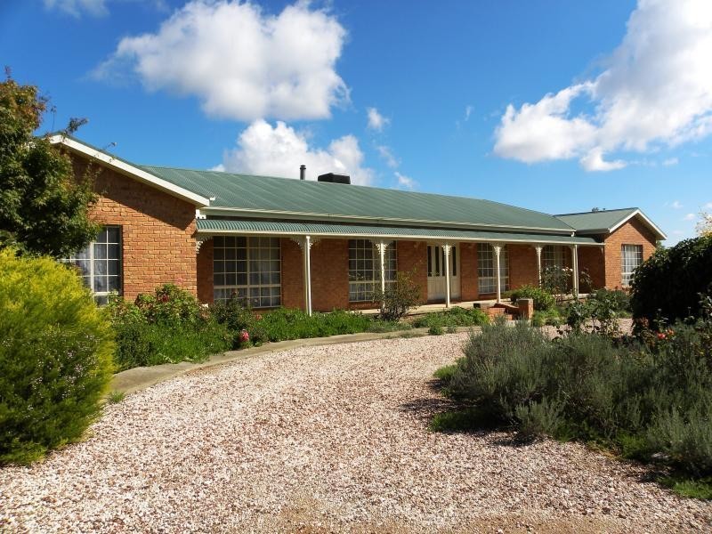 30 Kellys Road, Young NSW 2594