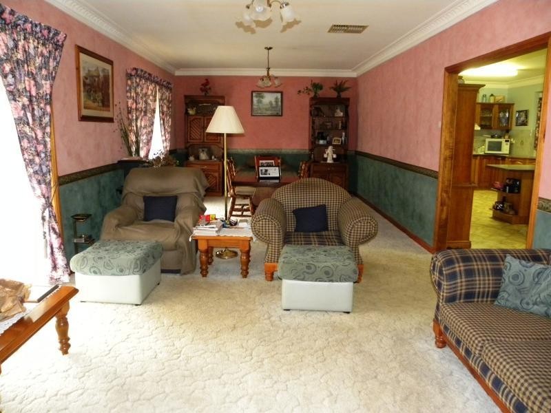 30 Kellys Road, Young NSW 2594