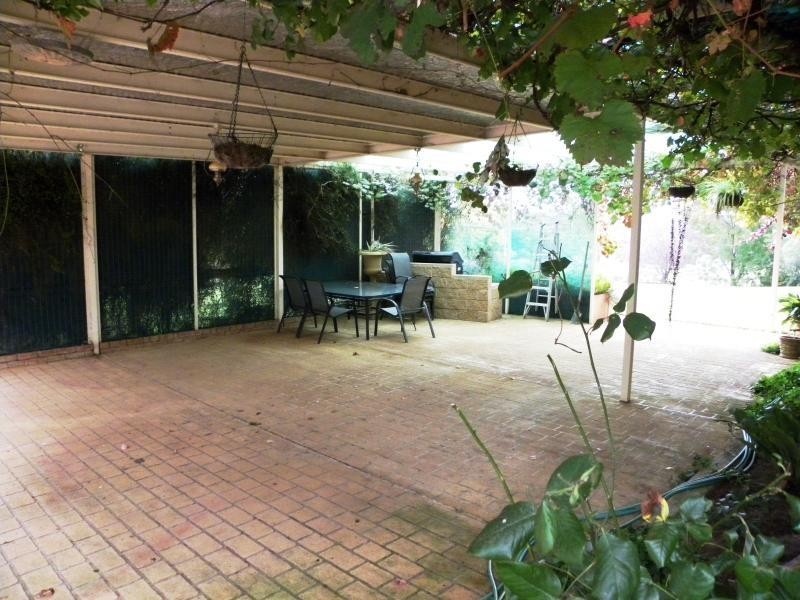 30 Kellys Road, Young NSW 2594