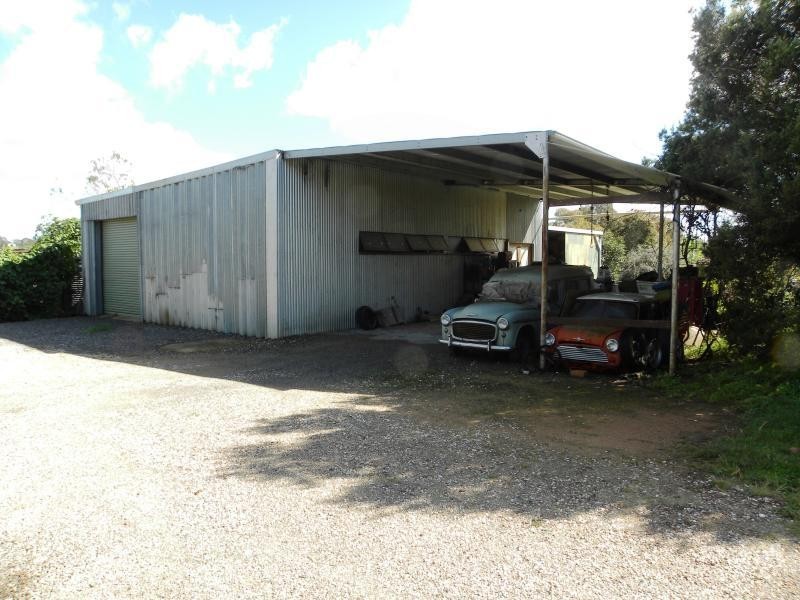 30 Kellys Road, Young NSW 2594