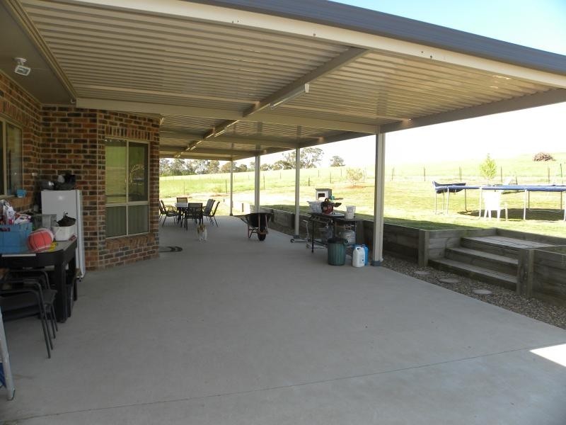 594 Olympic Way North, Young NSW 2594