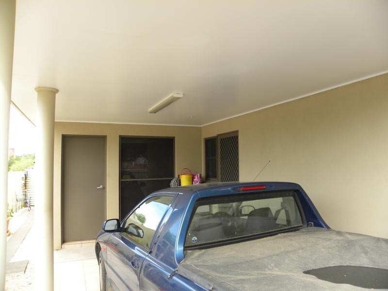 23 Berthong Street, Young NSW 2594