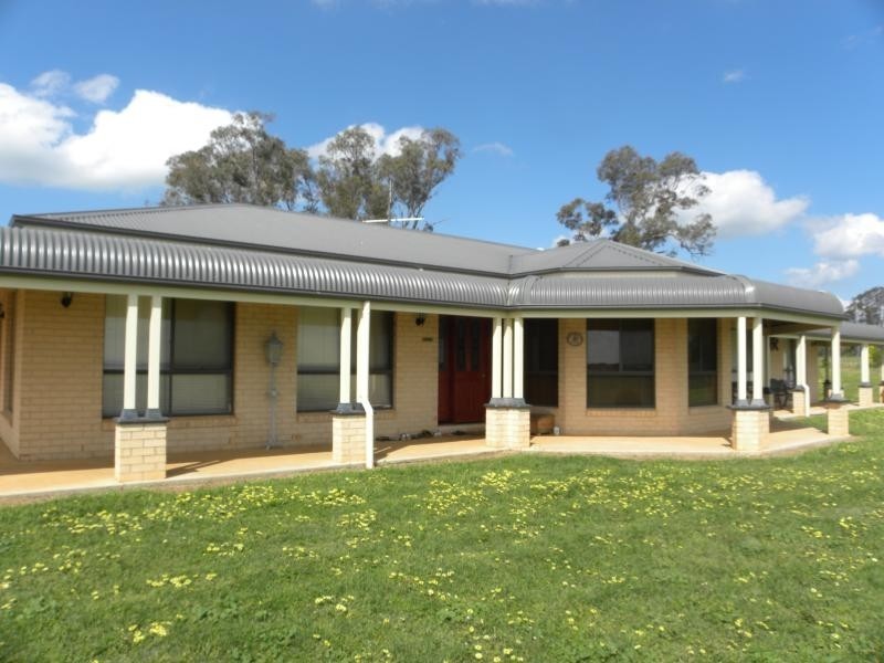 78 Apps Lane, Young NSW 2594