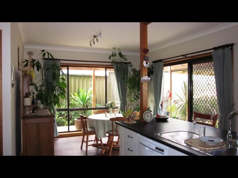 9 McNarry Place, Young NSW 2594