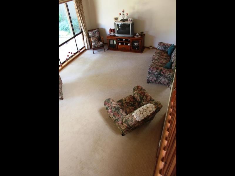 9 McNarry Place, Young NSW 2594