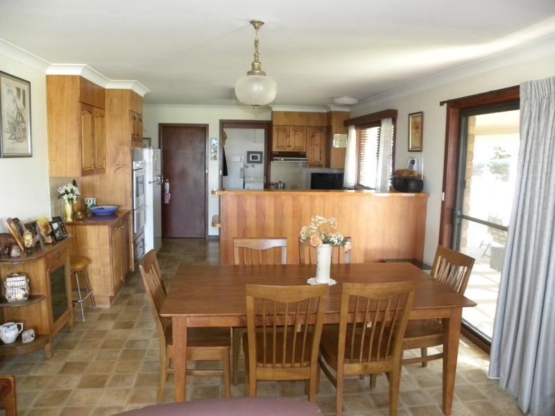 112 Kelly’s Road, Young NSW 2594