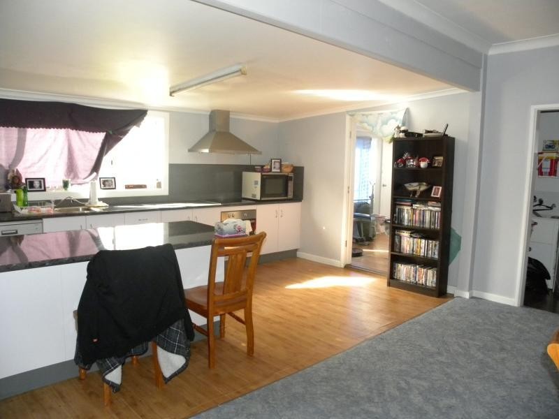 28 Briggs Street, Young NSW 2594