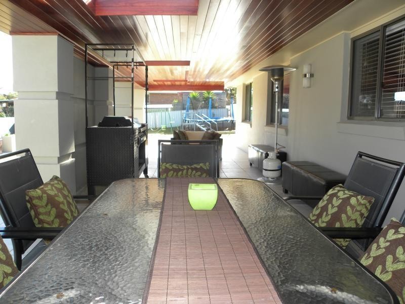 1 Settlers Place, Young NSW 2594