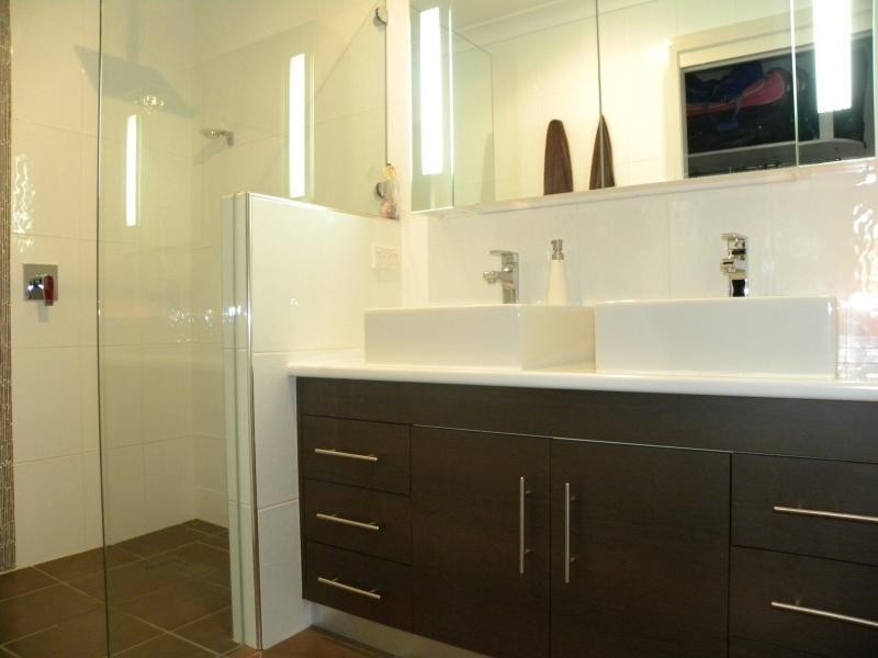 1 Settlers Place, Young NSW 2594