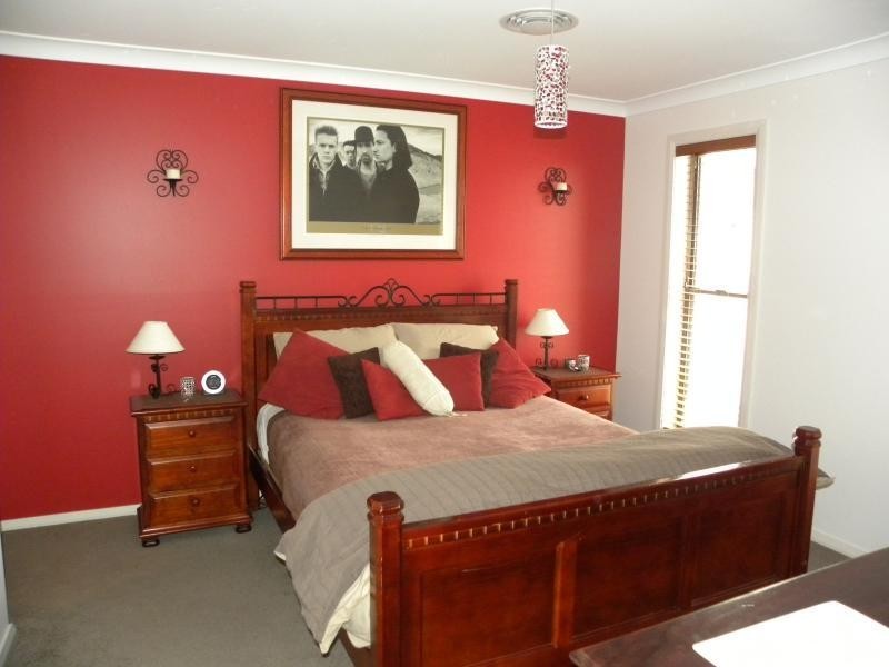 1 Settlers Place, Young NSW 2594