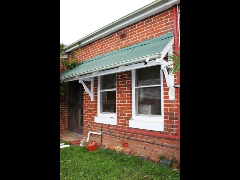 115 Edwards Street, Young NSW 2594