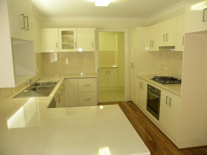 18 Giugni Place, Young NSW 2594