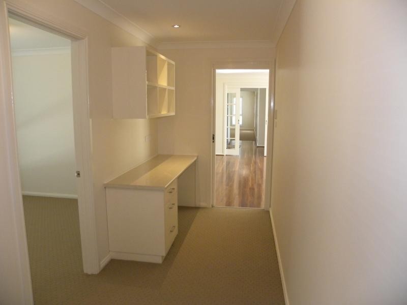 18 Giugni Place, Young NSW 2594