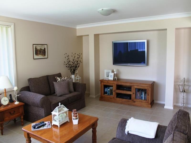 7 Garland Place, Young NSW 2594