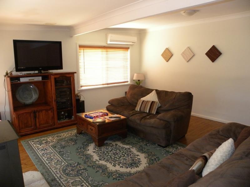 17 Binalong Street, Harden NSW 2587