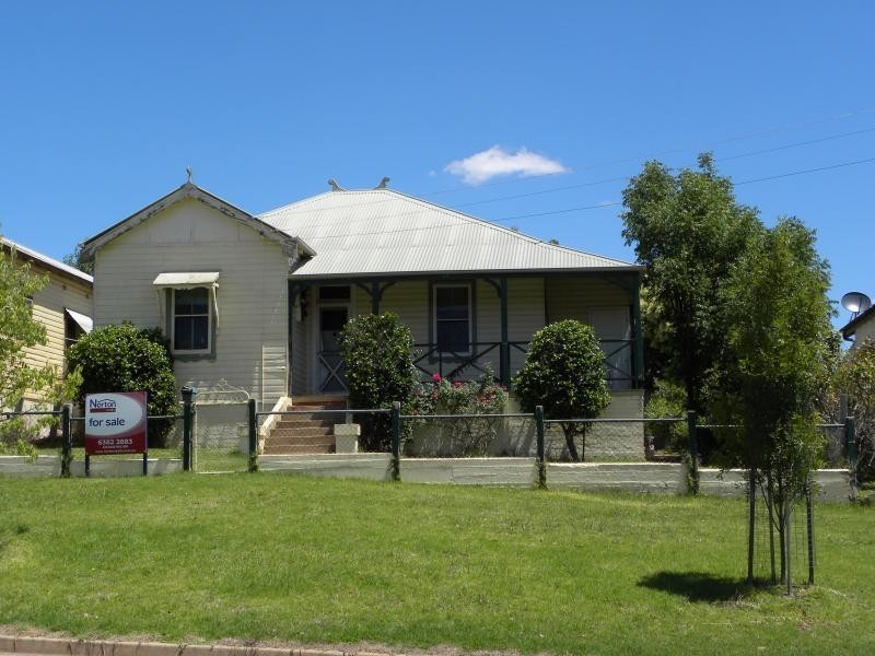 116 William Street, Young NSW 2594