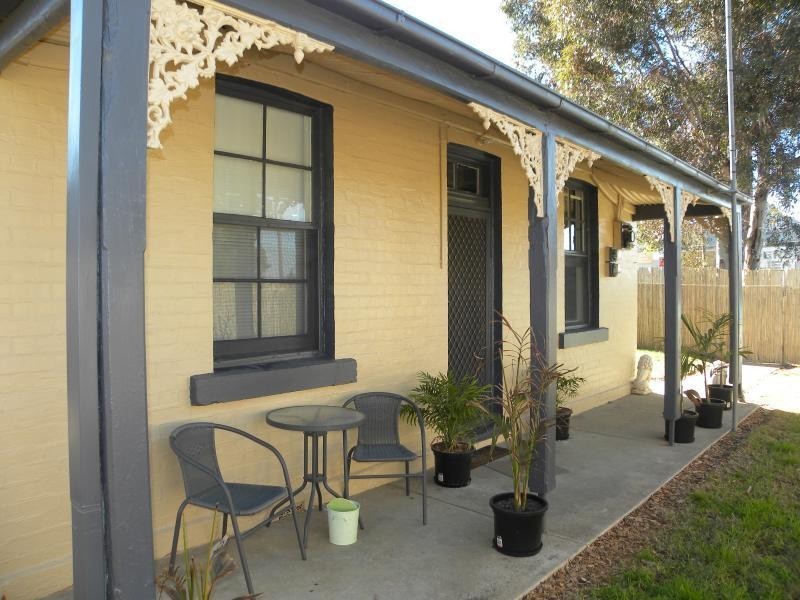 120 Nasmyth Street, Young NSW 2594