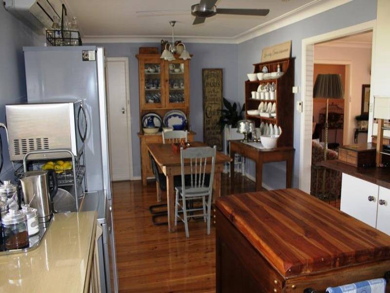 56 Nasmyth Street, Young NSW 2594