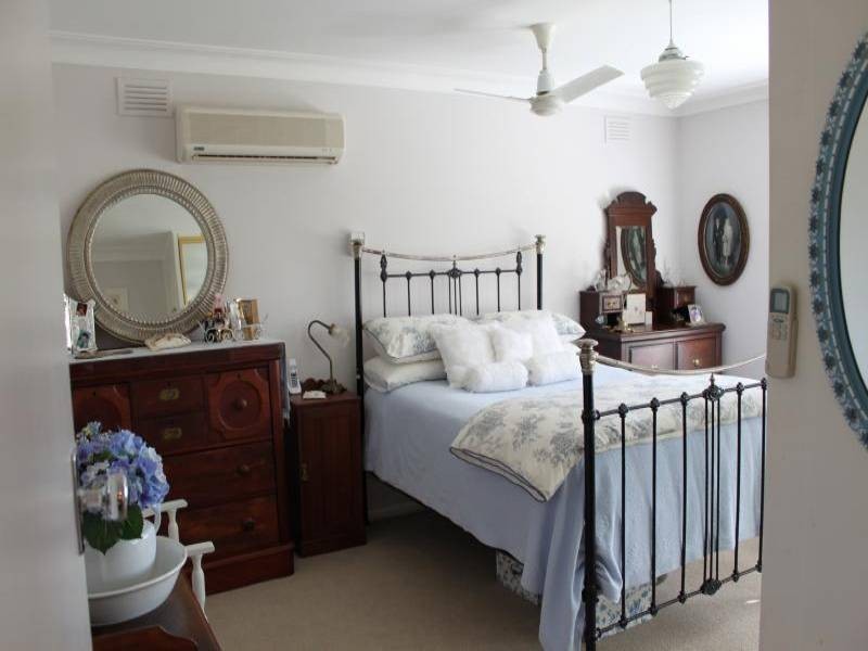 56 Nasmyth Street, Young NSW 2594