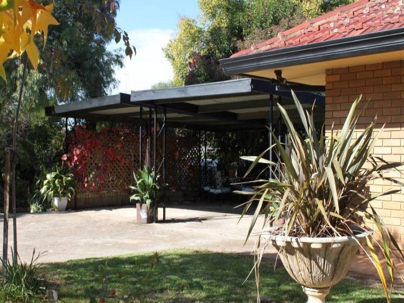 56 Nasmyth Street, Young NSW 2594