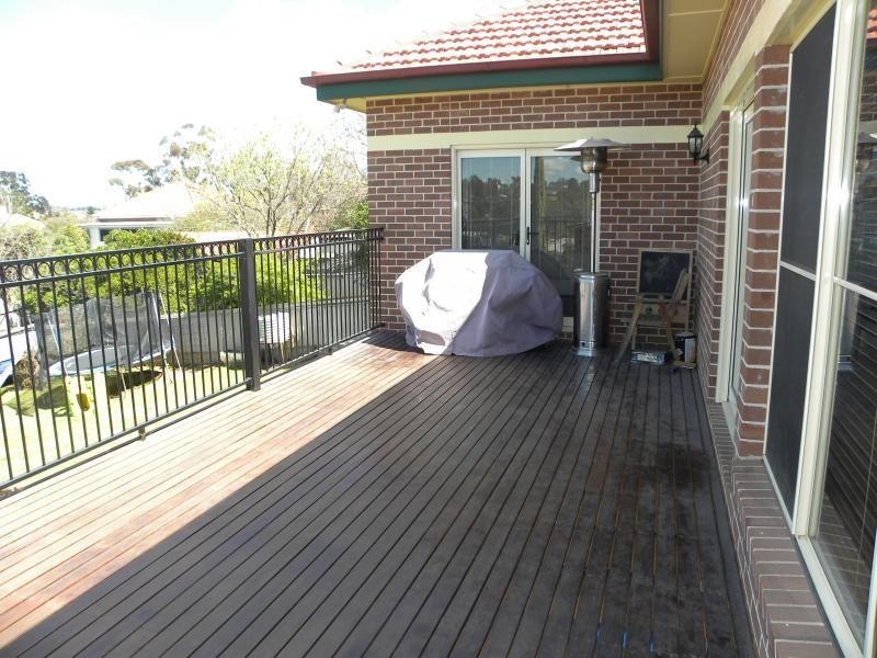 98 William Street, Young NSW 2594