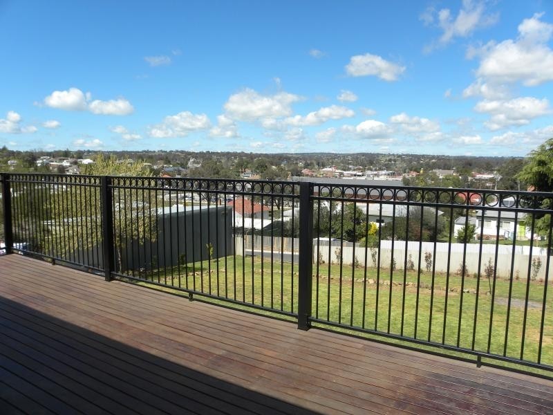98 William Street, Young NSW 2594