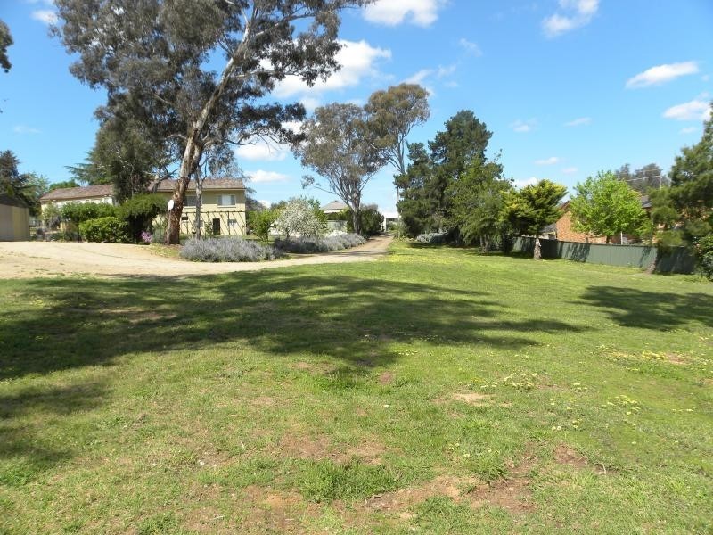 37 Elizabeth Street, Young NSW 2594