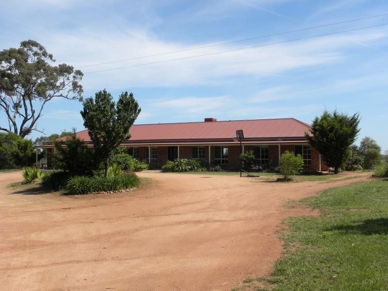 59 Thornell Road, Young NSW 2594