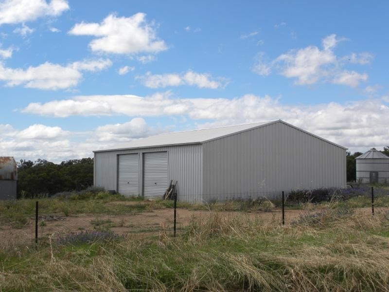 45 Browns Lane, Young NSW 2594