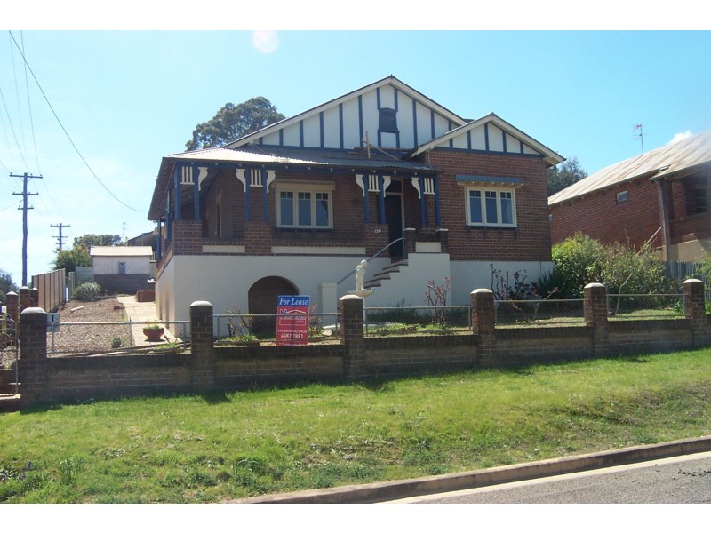 139 NASMYTH STREET, Young NSW 2594