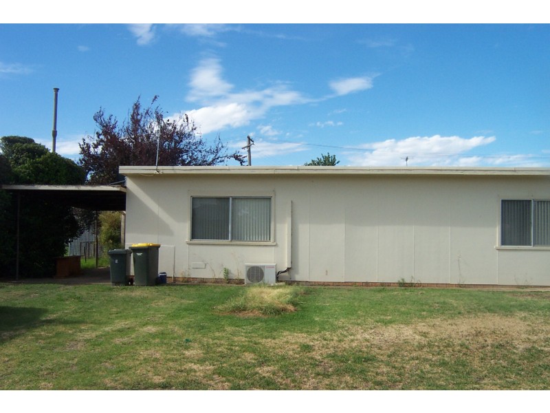 5/5 CALABASH, Young NSW 2594