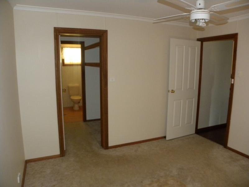 219 Pattersons Lane, Young NSW 2594