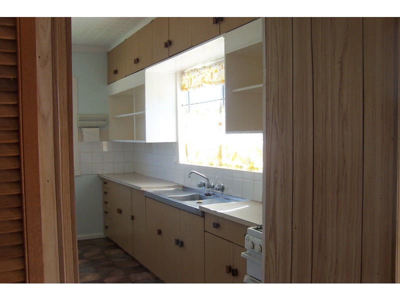 182 TELEGRAPH RD, Young NSW 2594