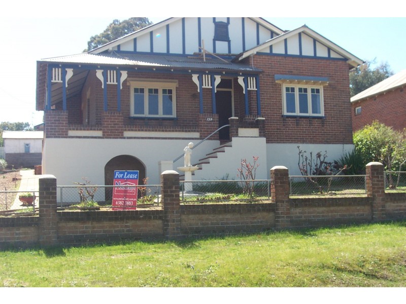 139 NASMYTH ST, Young NSW 2594