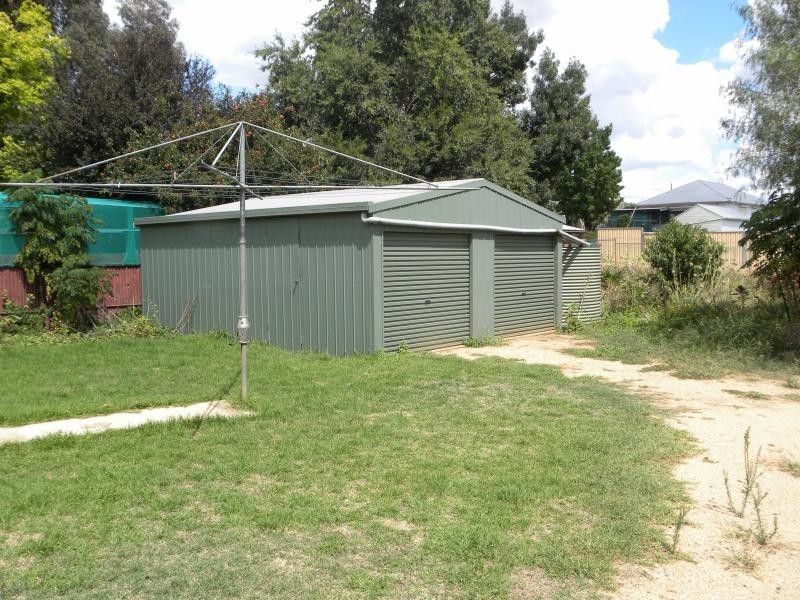 126 William Street, Young NSW 2594