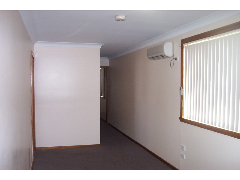 5/5 CALABASH, Young NSW 2594
